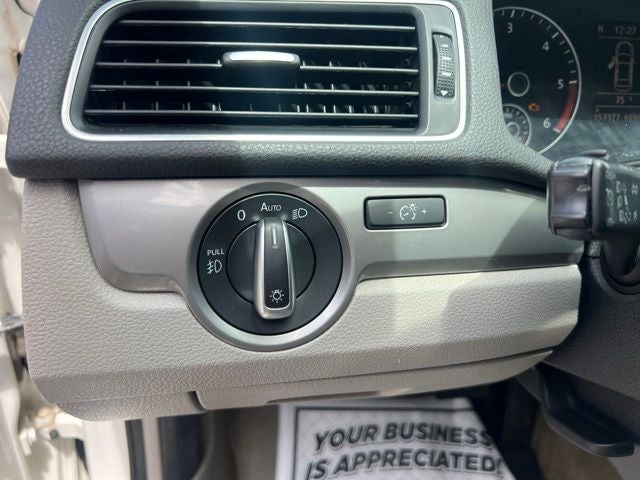 2013 Volkswagen Passat TDI SEL Premium