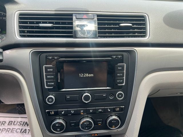 2013 Volkswagen Passat TDI SEL Premium