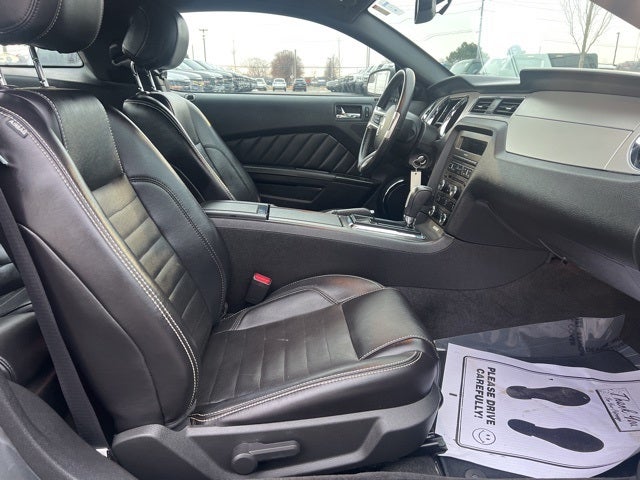 2013 Ford Mustang V6 Premium