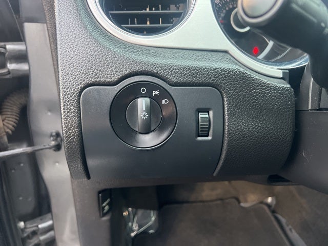 2013 Ford Mustang V6 Premium