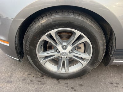 2013 Ford Mustang V6 Premium