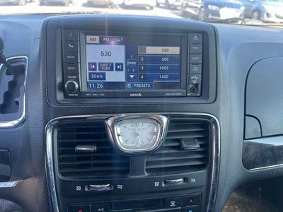 2011 Chrysler Town & Country Touring