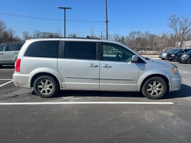 2011 Chrysler Town & Country Touring
