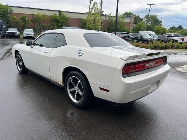 2010 Dodge Challenger SE