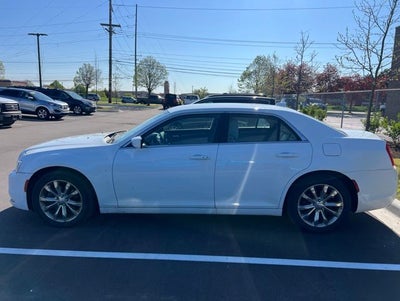 2016 Chrysler 300 Limited