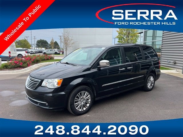 2016 Chrysler Town & Country Touring-L