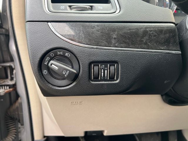 2015 Chrysler Town & Country Touring-L