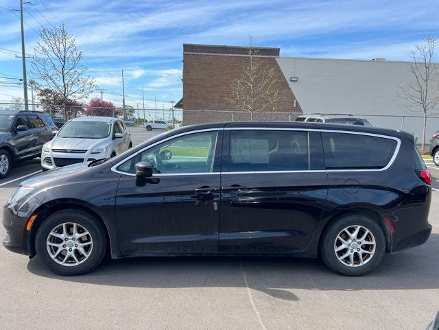 2018 Chrysler Pacifica LX