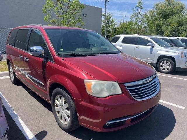 2012 Chrysler Town & Country Touring-L