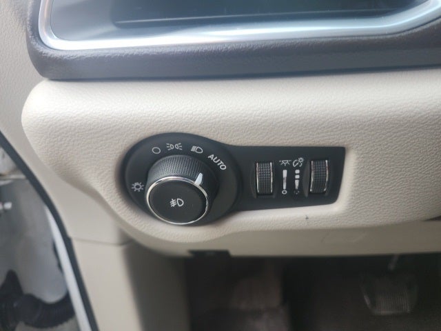 2017 Chrysler Pacifica Touring L Plus