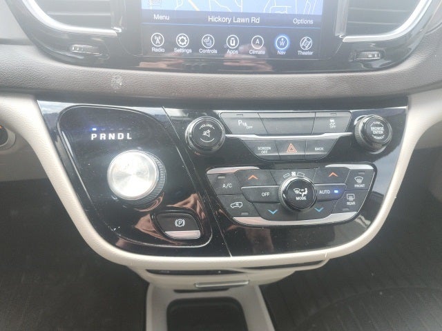 2017 Chrysler Pacifica Touring L Plus