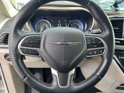 2017 Chrysler Pacifica Touring L Plus