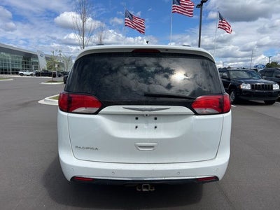 2017 Chrysler Pacifica Touring L Plus