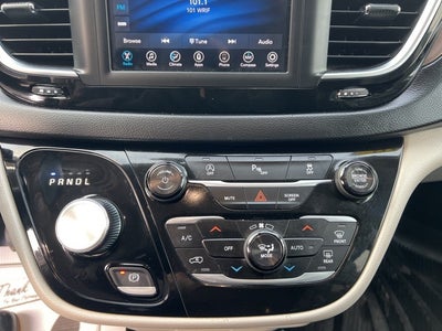 2018 Chrysler Pacifica Touring Plus