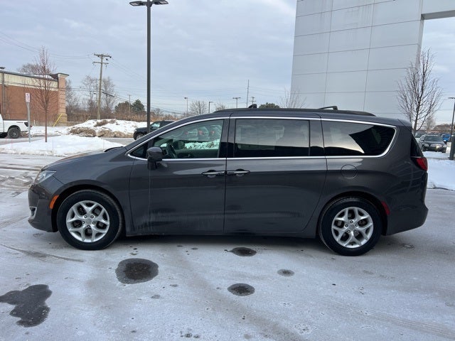 2018 Chrysler Pacifica Touring Plus