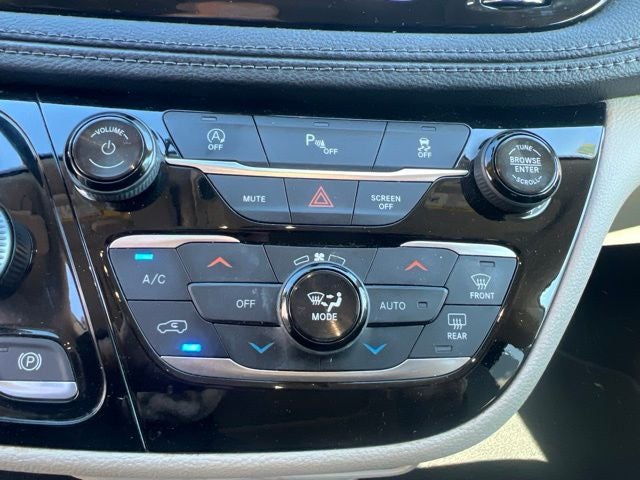 2019 Chrysler Pacifica Limited