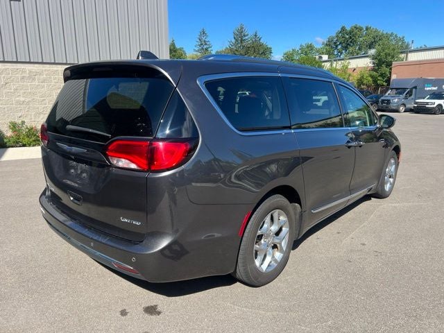 2019 Chrysler Pacifica Limited