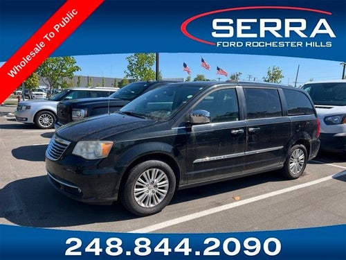 2013 Chrysler Town & Country Limited