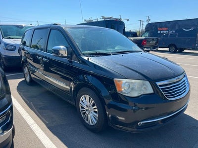 2013 Chrysler Town & Country Limited