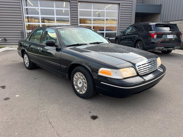 2003 Ford Crown Victoria Standard