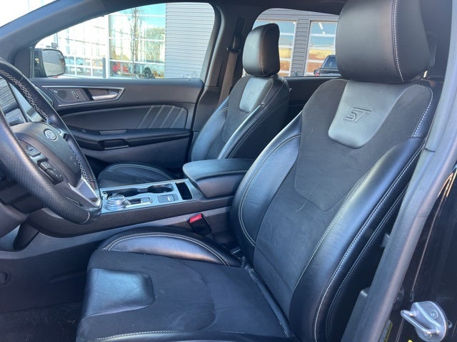 2021 Ford Edge ST