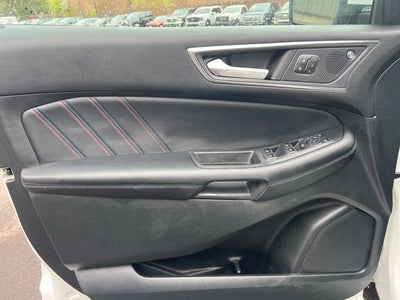 2023 Ford Edge ST