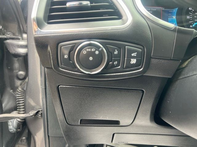 2021 Ford Edge Titanium
