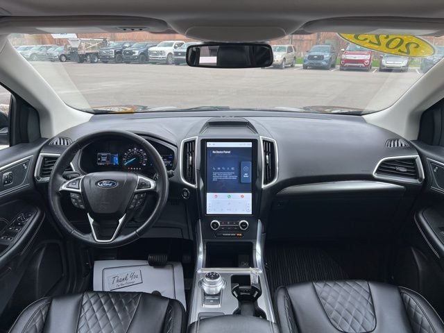 2023 Ford Edge Titanium
