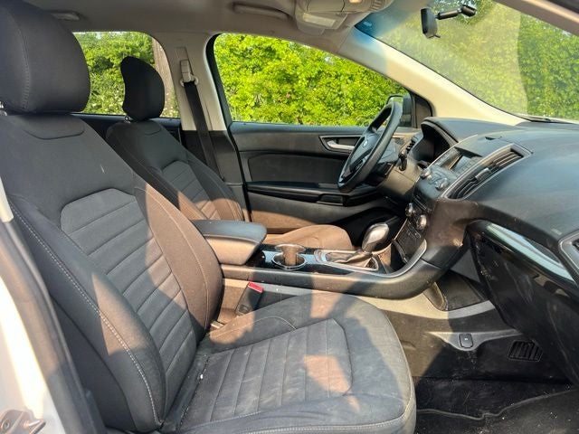 2015 Ford Edge SE