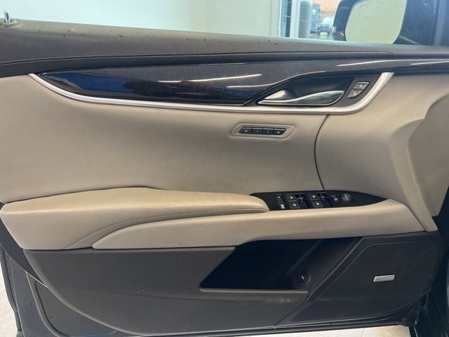 2013 Cadillac XTS Luxury