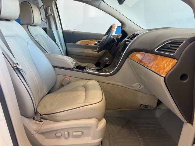 2013 Lincoln MKX Base