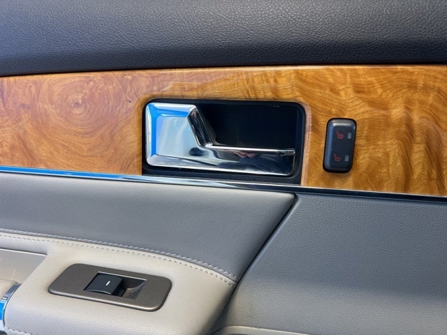 2013 Lincoln MKX Base