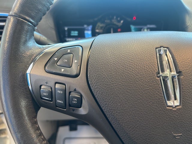 2013 Lincoln MKX Base