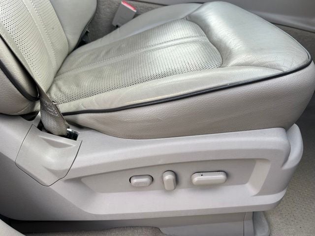 2013 Lincoln MKX Base