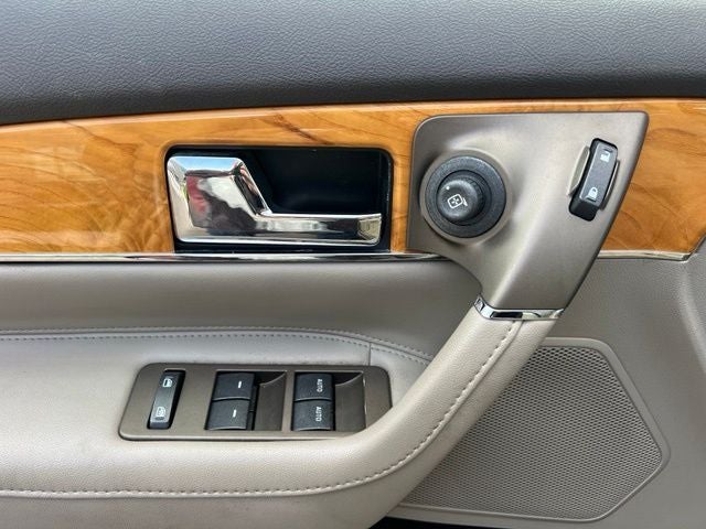 2013 Lincoln MKX Base