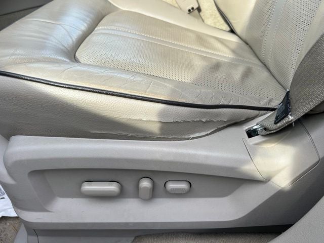 2013 Lincoln MKX Base