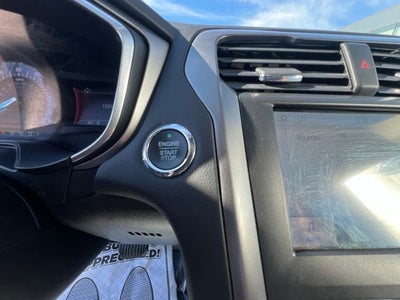 2020 Ford Fusion SE