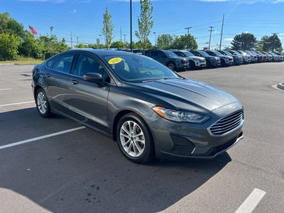 2020 Ford Fusion SE