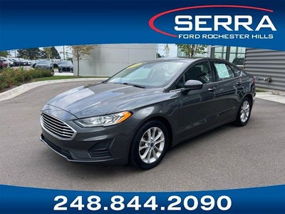 2020 Ford Fusion SE