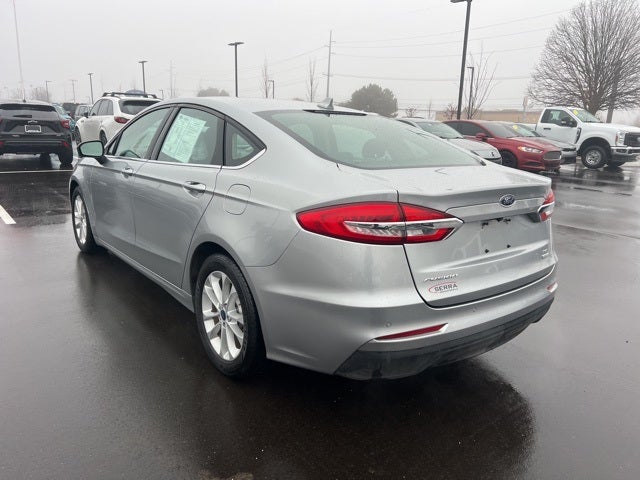 2020 Ford Fusion SE