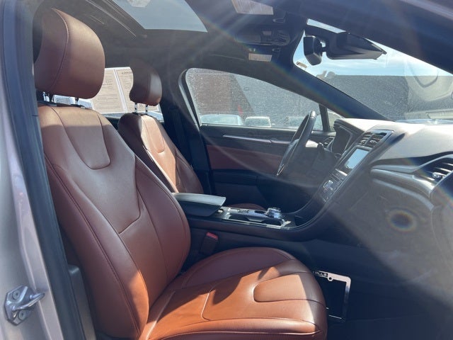 2019 Ford Fusion Hybrid Titanium