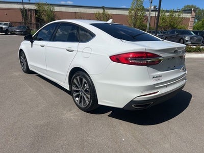 2020 Ford Fusion SE