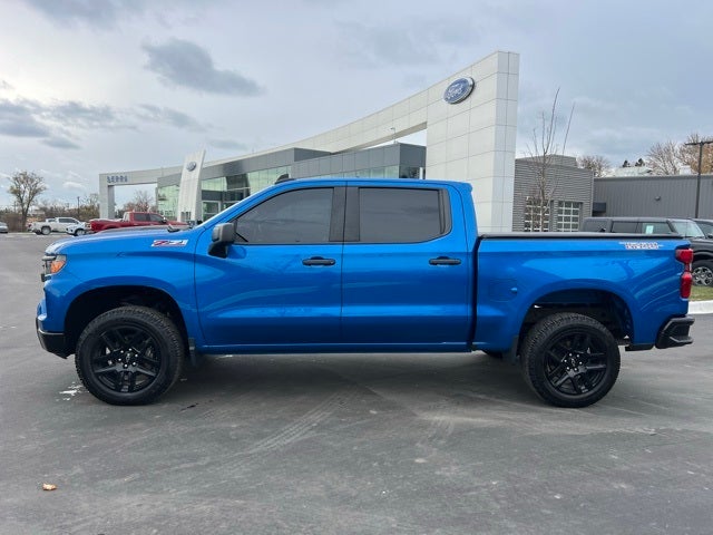 2022 Chevrolet Silverado 1500 Custom Trail Boss