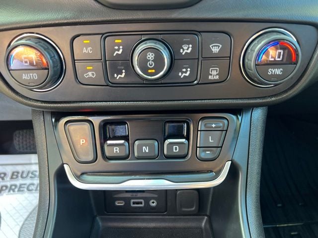 2021 GMC Terrain SLT