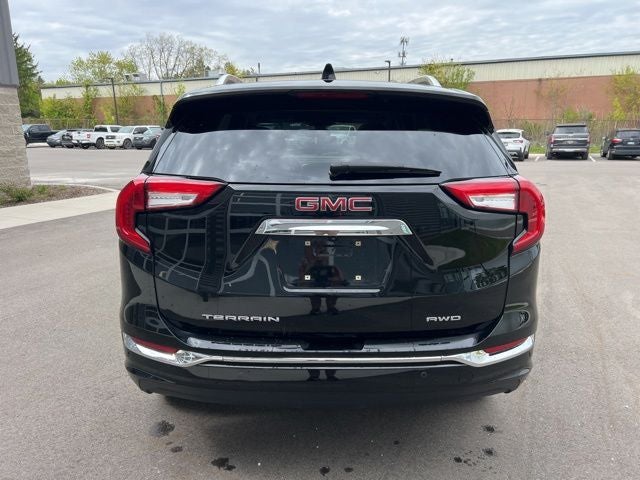 2023 GMC Terrain Denali