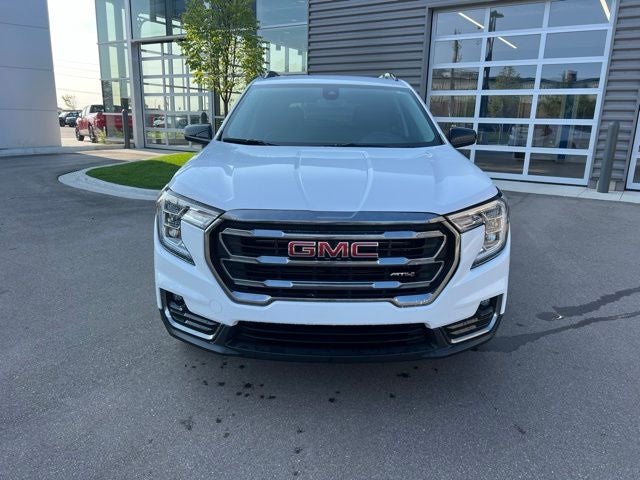 2022 GMC Terrain AT4