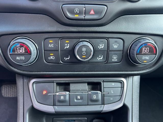 2022 GMC Terrain AT4