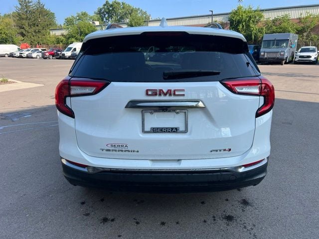 2022 GMC Terrain AT4