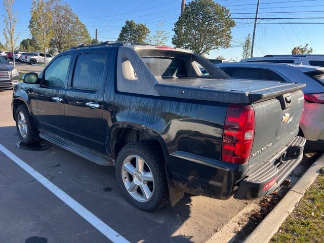 2011 Chevrolet Avalanche 1500 LS