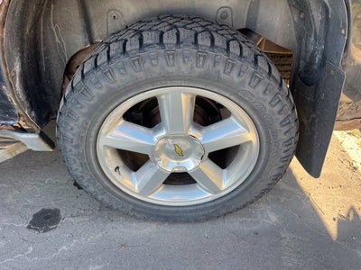 2011 Chevrolet Avalanche 1500 LS
